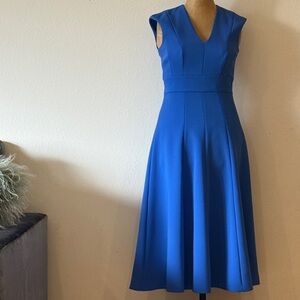 Hobbs London sz 2 Elegant Blue Sleeveless Dress 44”L 15”p2p like new condition